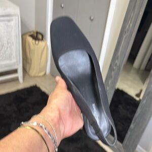 Elegant Black Slingback Women's Shoes